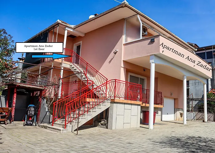 Apartman Ana - Family Friendly Zára